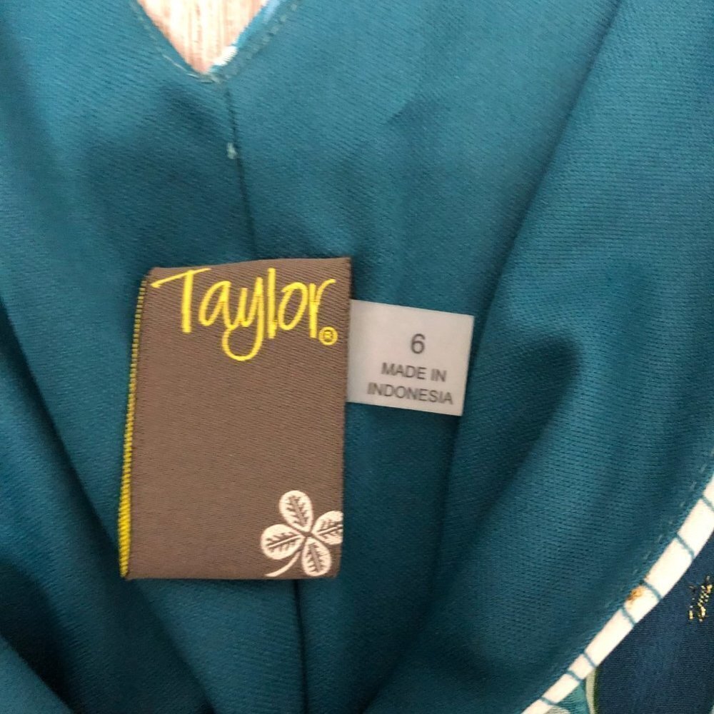 Nwt Taylor Midi Dress Women’s Size 6 Tiered Ruffle Blue Green Floral Metallic — image 8 of 8